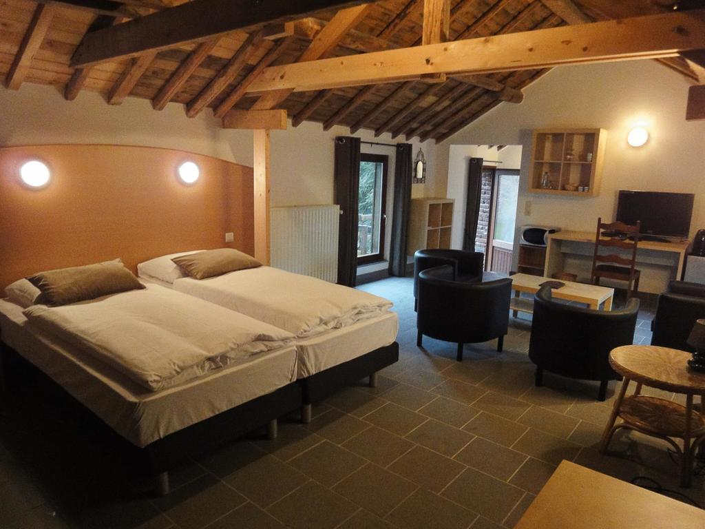 Parkhotel Villa Des Effats Vielsalm Zimmer foto