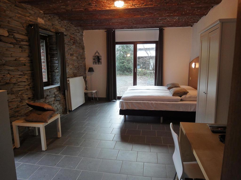 Parkhotel Villa Des Effats Vielsalm Zimmer foto
